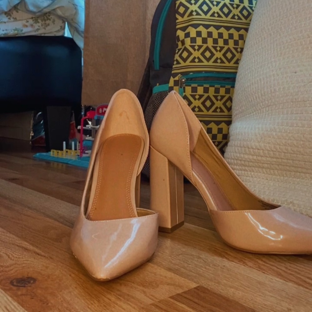 Blush Block Heels New Without Tags - image 4